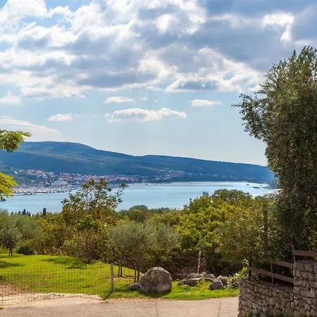 Lucija With Pool Island Krk By Guide 빌라 Kornić