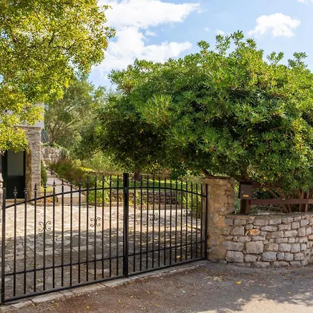 Lucija With Pool Island Krk By Guide Villa *